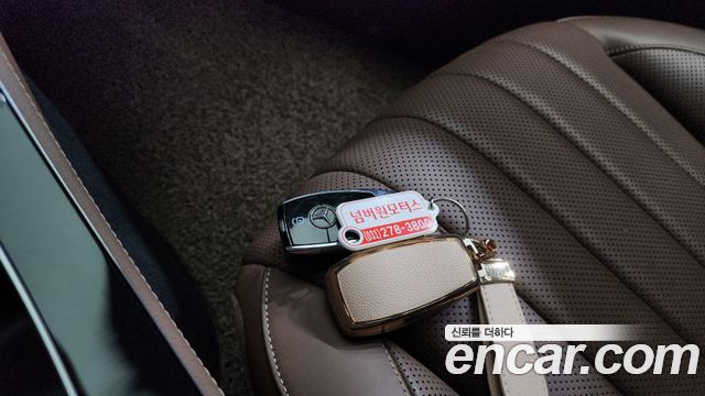 Mercedes-Benz E-Class E450 4MATIC Exclusive