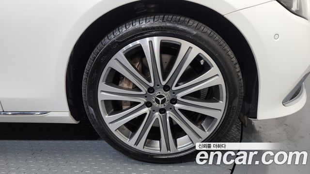 Mercedes-Benz E-Class E450 4MATIC Exclusive