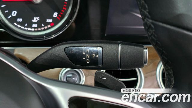 Mercedes-Benz E-Class E220d 4MATIC Exclusive