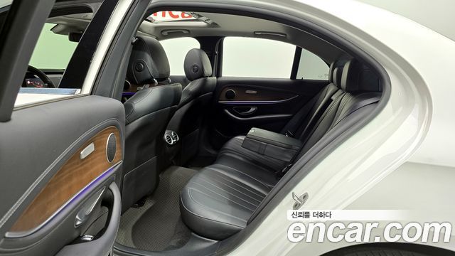 Mercedes-Benz E-Class E220d 4MATIC Exclusive