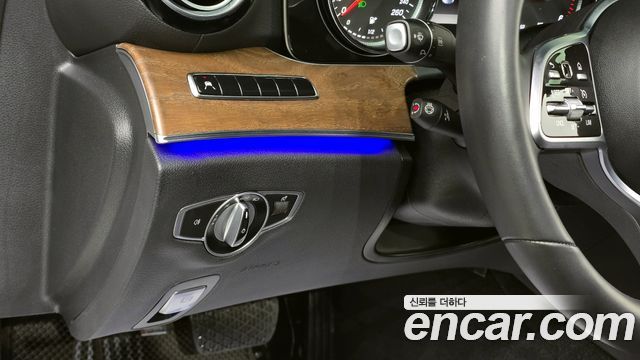 Mercedes-Benz E-Class E220d 4MATIC Exclusive