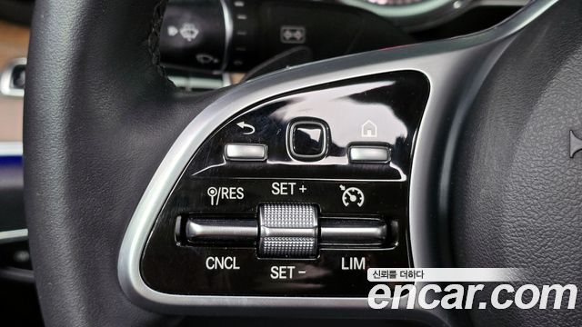 Mercedes-Benz E-Class E220d 4MATIC Exclusive