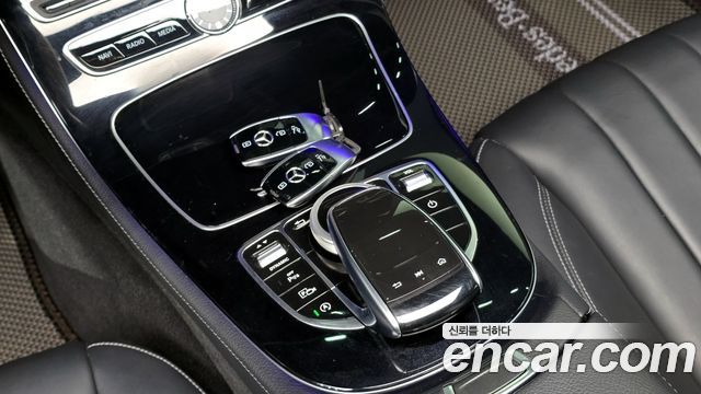 Mercedes-Benz E-Class E220d 4MATIC Exclusive