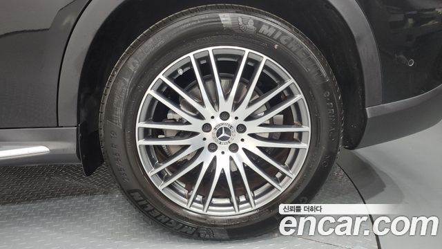 Mercedes-Benz GLC-Class GLC 300 4MATIC Avantgarde