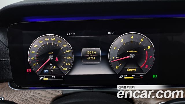 Mercedes-Benz E-Class E300 Exclusive