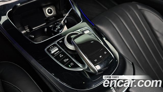 Mercedes-Benz E-Class E300 Exclusive