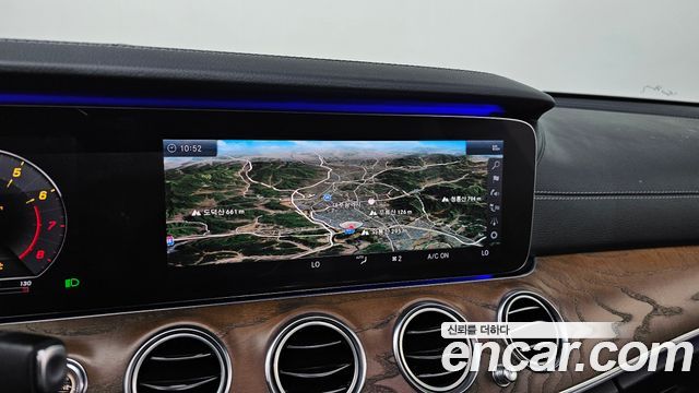 Mercedes-Benz E-Class E300 Exclusive