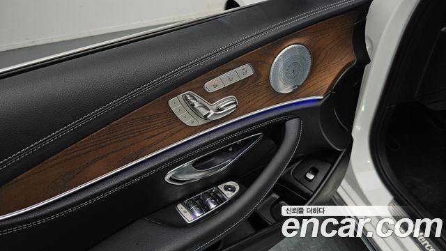 Mercedes-Benz E-Class E300 Exclusive