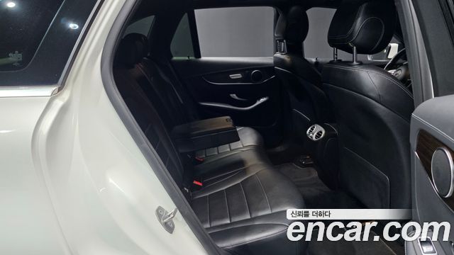 Mercedes-Benz GLC-Class GLC300 4MATIC