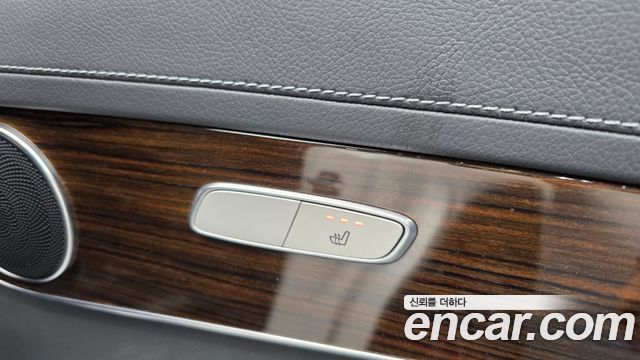 Mercedes-Benz GLC-Class GLC300 4MATIC