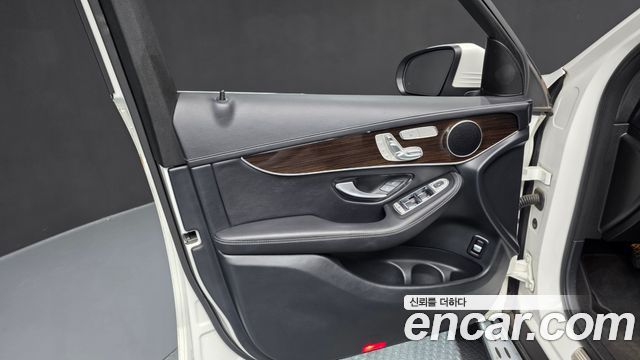 Mercedes-Benz GLC-Class GLC300 4MATIC