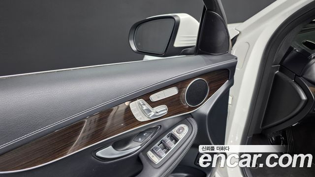 Mercedes-Benz GLC-Class GLC300 4MATIC