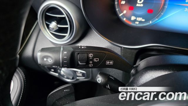 Mercedes-Benz GLC-Class GLC300 4MATIC