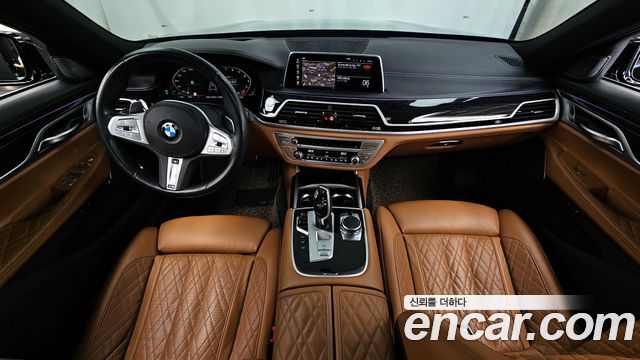 BMW 7-Series 740Li xDrive M Sport Package