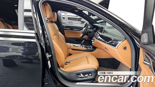 BMW 7-Series 740Li xDrive M Sport Package