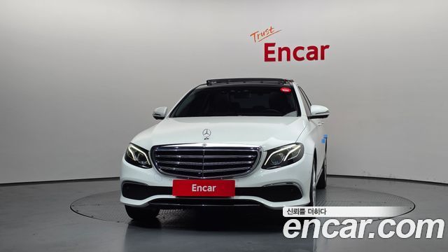 Mercedes-Benz E-Class E300 Exclusive