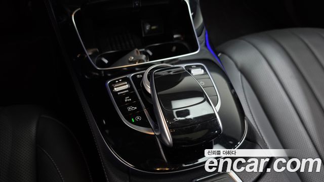 Mercedes-Benz E-Class E300 Exclusive