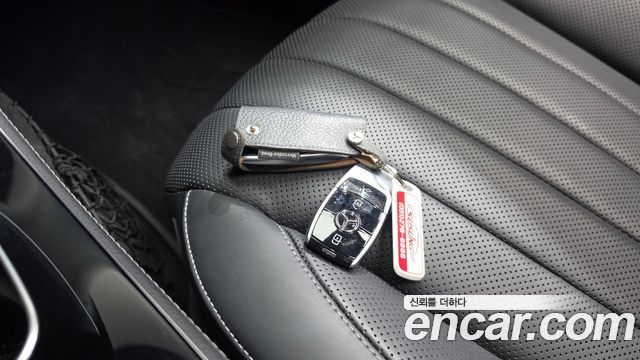 Mercedes-Benz E-Class E300 Exclusive