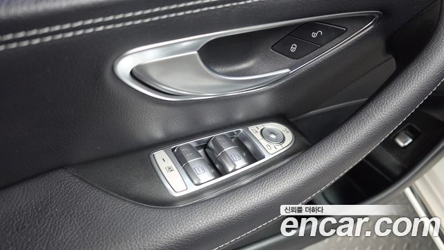 Mercedes-Benz E-Class E300 Exclusive