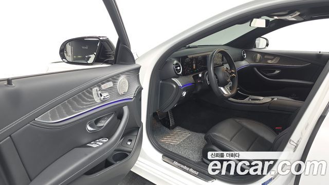 Mercedes-Benz E-Class E350 4MATIC AMG Line