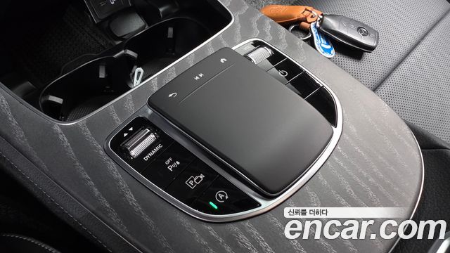 Mercedes-Benz E-Class E350 4MATIC AMG Line