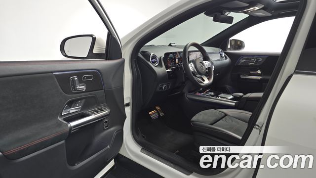 Mercedes-Benz GLA-Class GLA250 4MATIC