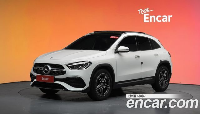 Mercedes-Benz GLA-Class GLA250 4MATIC