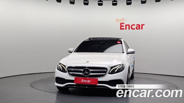 Mercedes-Benz E-Class E300 Avantgarde