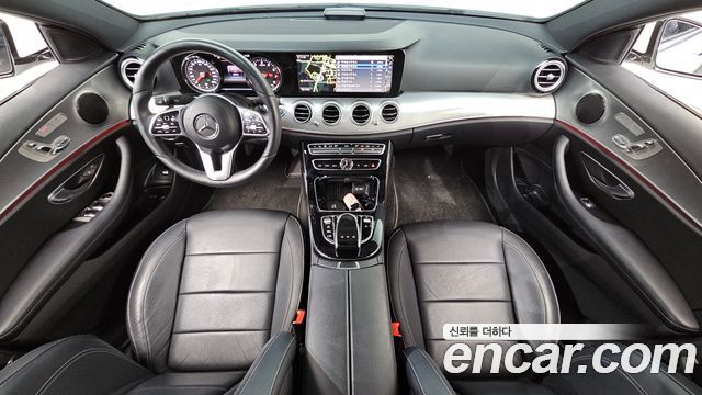 Mercedes-Benz E-Class E300 Avantgarde