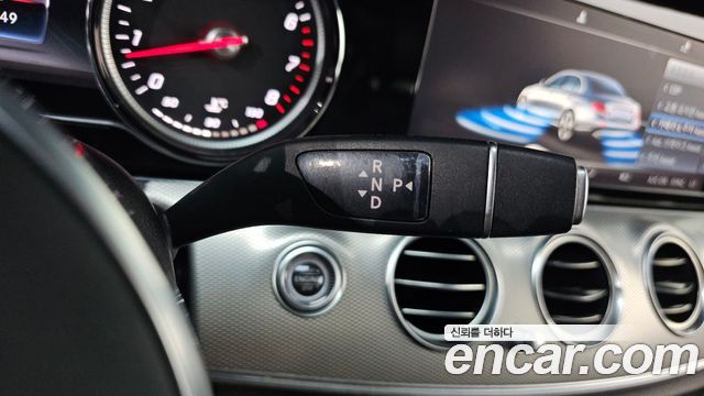 Mercedes-Benz E-Class E300 Avantgarde