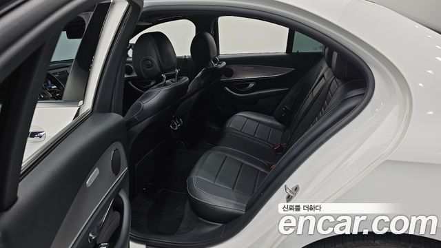 Mercedes-Benz E-Class E300 Avantgarde