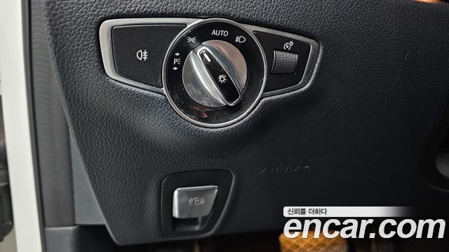 Mercedes-Benz E-Class E300 Avantgarde