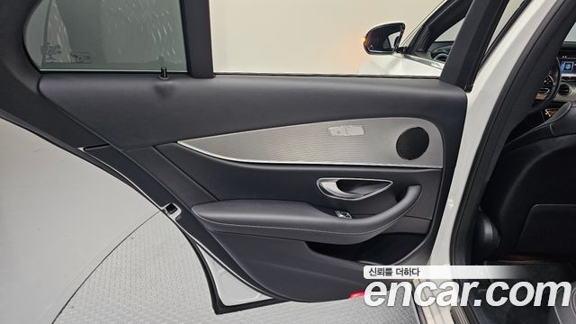 Mercedes-Benz E-Class E300 Avantgarde