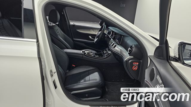 Mercedes-Benz E-Class E300 Avantgarde