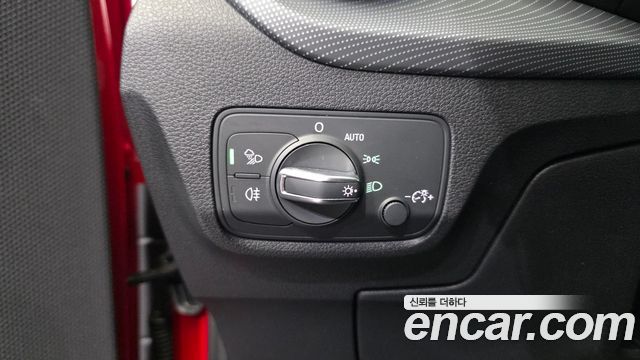 Audi Q2 35 TDI Premium