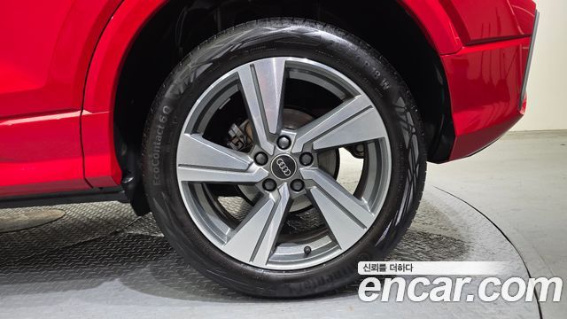 Audi Q2 35 TDI Premium