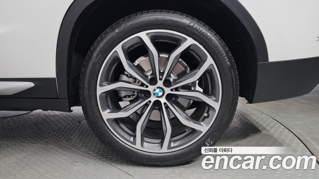 BMW X4 xDrive20i xLine