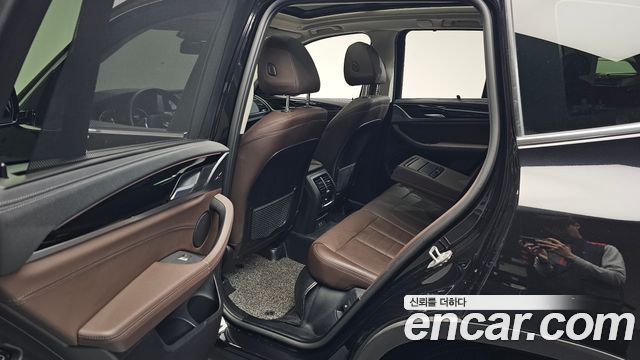 BMW X3 xDrive 20i Luxury