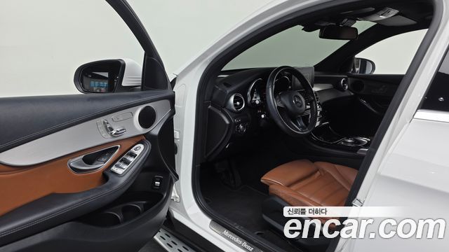 Mercedes-Benz GLC-Class GLC220 d 4MATIC Premium Coupe