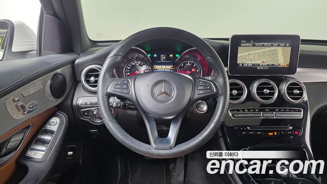 Mercedes-Benz GLC-Class GLC220 d 4MATIC Premium Coupe
