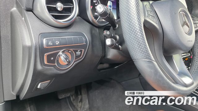 Mercedes-Benz GLC-Class GLC220 d 4MATIC Premium Coupe