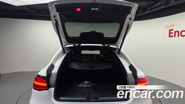 Mercedes-Benz GLC-Class GLC220 d 4MATIC Premium Coupe