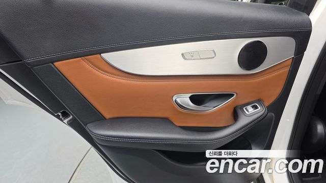 Mercedes-Benz GLC-Class GLC220 d 4MATIC Premium Coupe