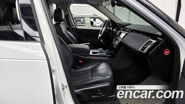 Land Rover Discovery 3.0 SD6 SE