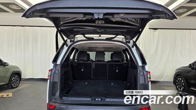 Land Rover Discovery 3.0 SD6 SE
