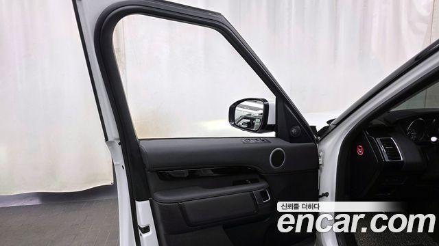 Land Rover Discovery 3.0 SD6 SE