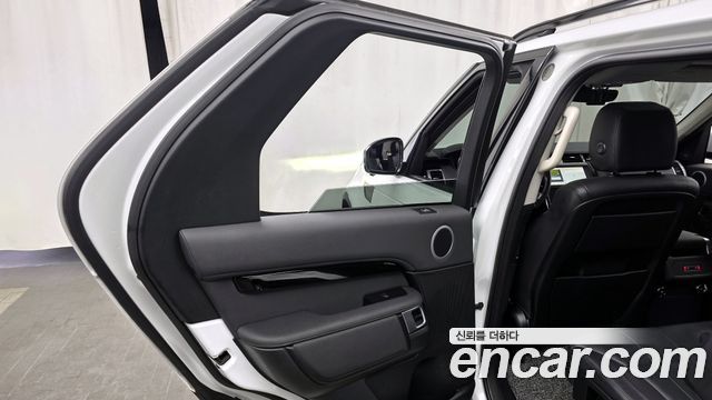 Land Rover Discovery 3.0 SD6 SE