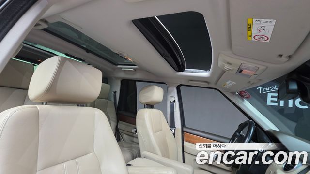 Land Rover Discovery 3.0 SDV6 HSE