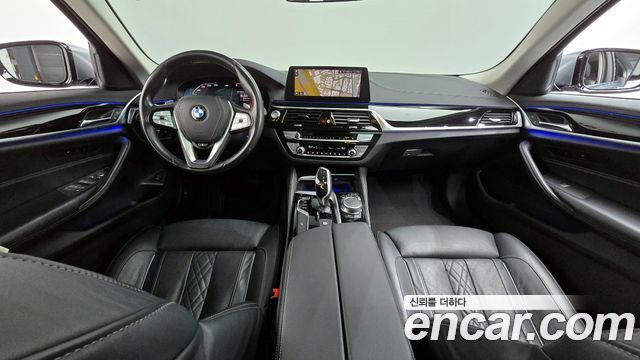 BMW 5-Series 520d xDrive Luxury Plus