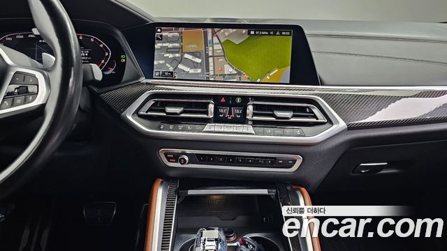 BMW X6 M50i